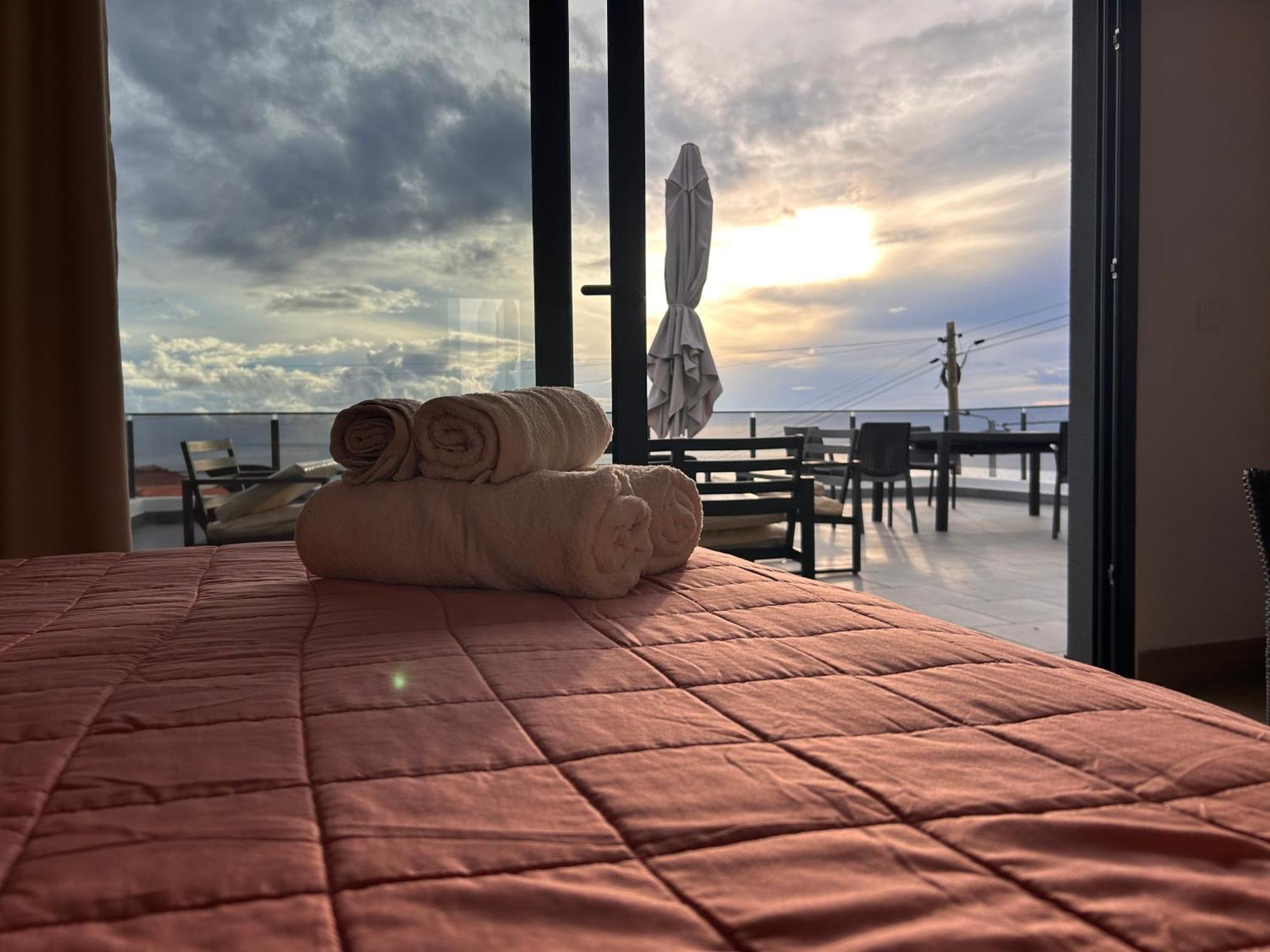 Estreito Da Calheta Calheta Ocean View Family Apartment - Air Condition מראה חיצוני תמונה